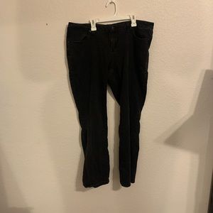 Black skinny jeans